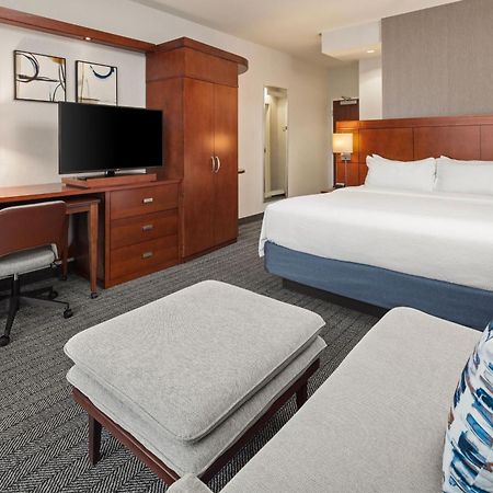 Courtyard Mankato Hotel & Event Center Екстериор снимка