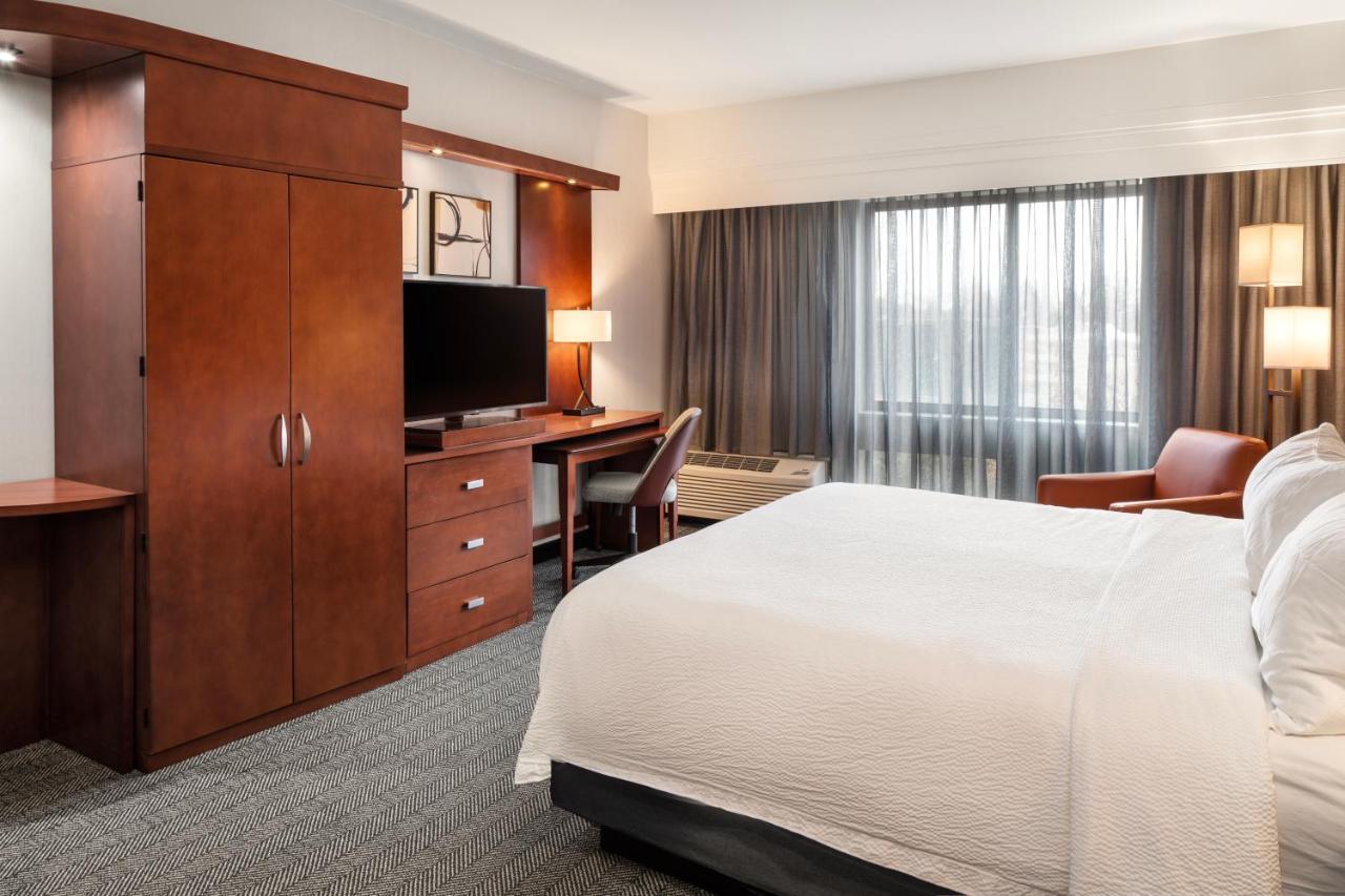 Courtyard Mankato Hotel & Event Center Екстериор снимка
