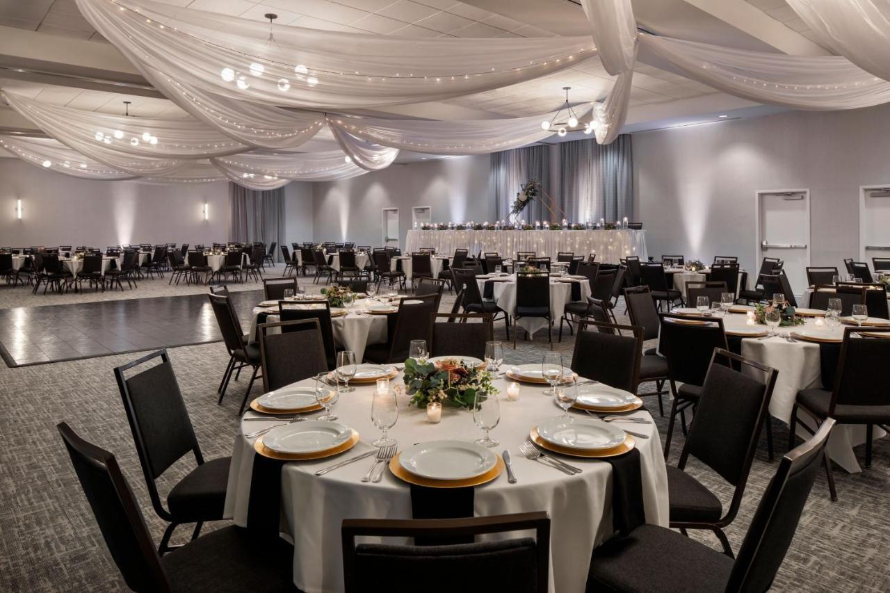 Courtyard Mankato Hotel & Event Center Екстериор снимка
