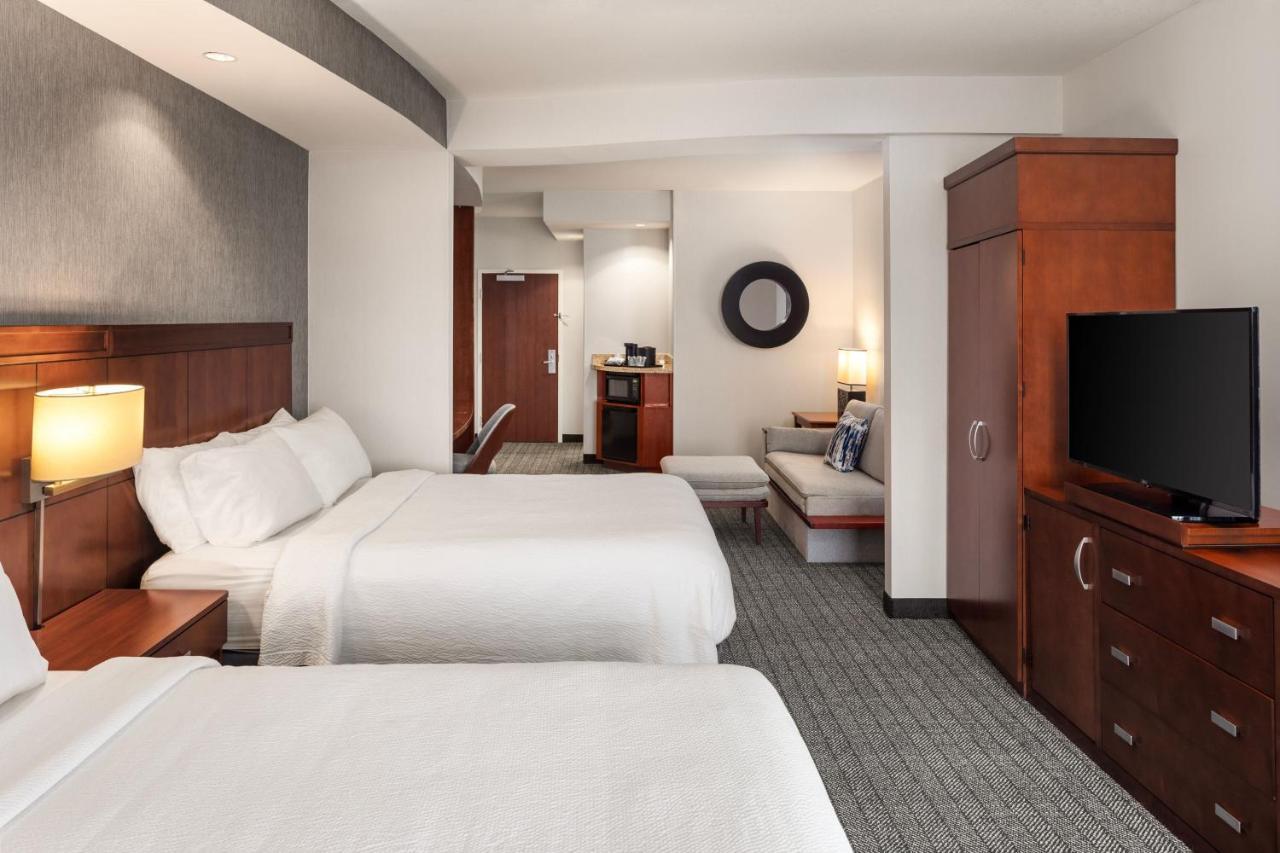 Courtyard Mankato Hotel & Event Center Екстериор снимка