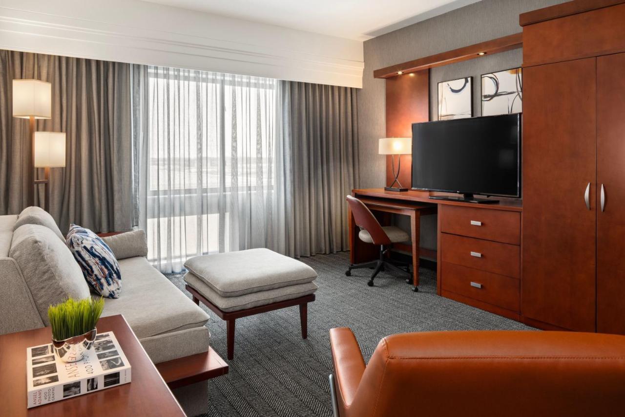 Courtyard Mankato Hotel & Event Center Екстериор снимка
