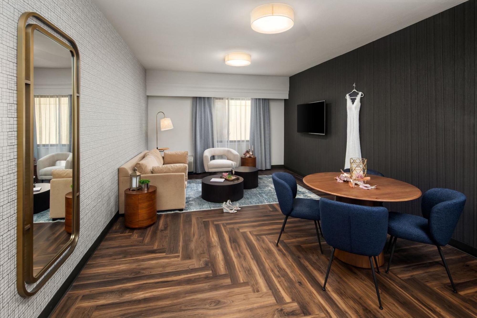 Courtyard Mankato Hotel & Event Center Екстериор снимка